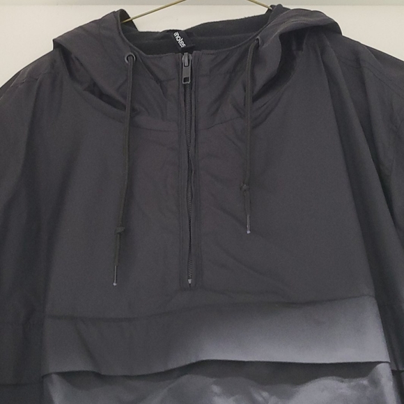 Windbreaker half zip - Picture 3 of 3